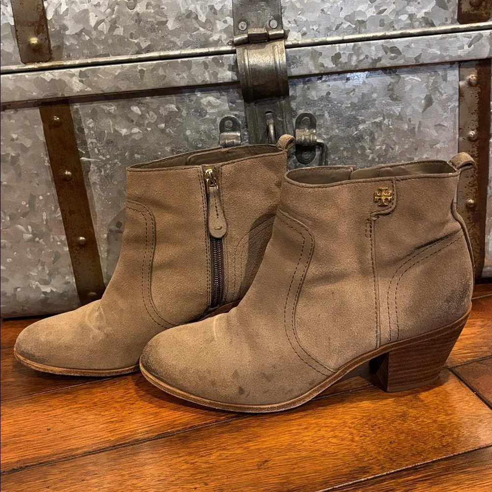 Tory Burch Taupe Brown Suede Ankle Boots size 8.5